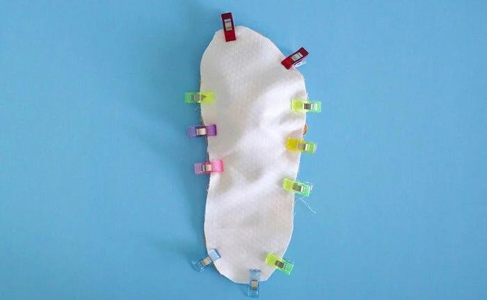 用布条线织两种颜色的拖鞋教程,用布条织花样拖鞋