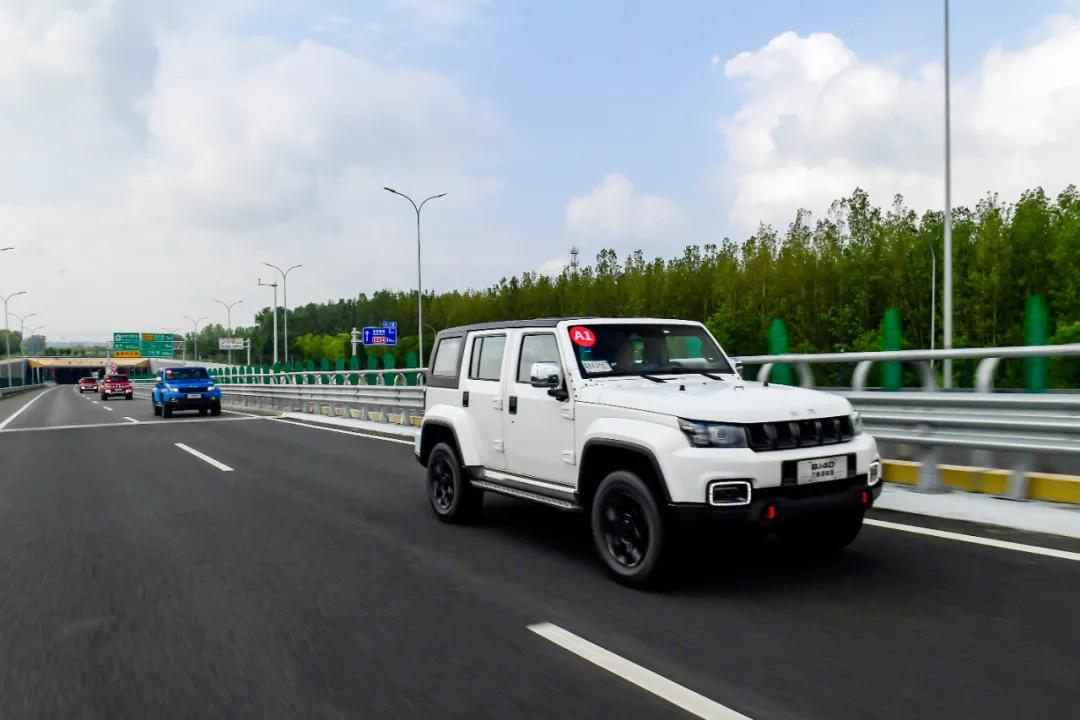 「人汽」廿万里正青春，看北京越野如何实力“宠粉”