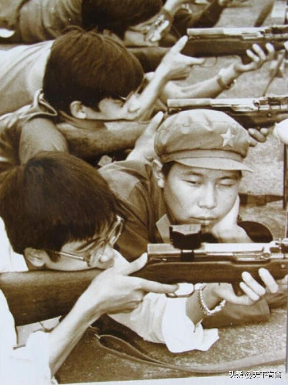 真正的军事训练跟军训有区别吗,中国军训是为了什么全民皆兵