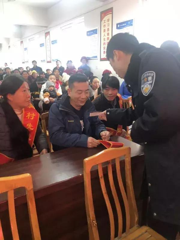 岚皋县公安局扫黑除恶专项斗争工作获市县领导肯定性批示