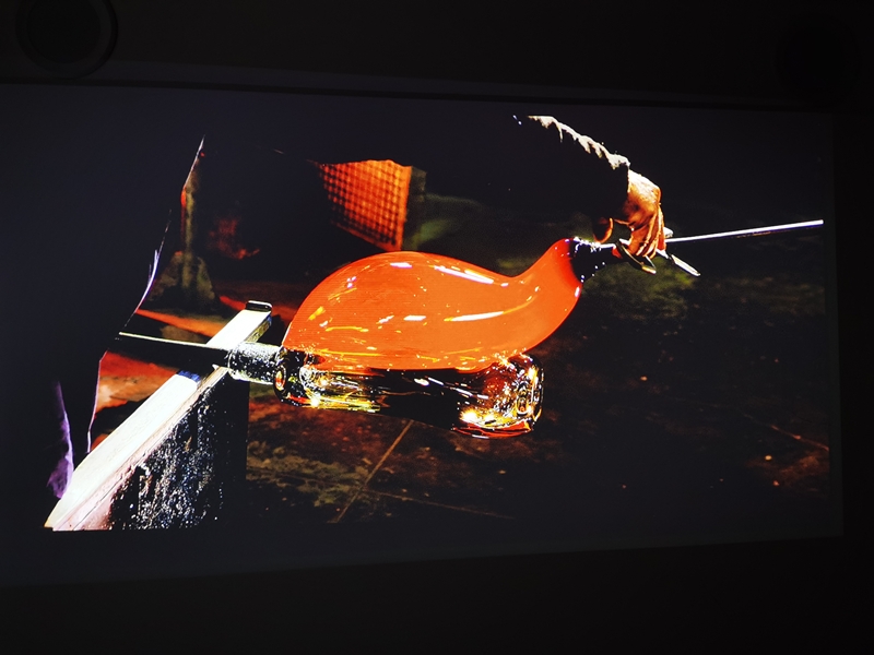 绝无仅有的超广角无畸变镜头,当贝f1对比4k投影仪