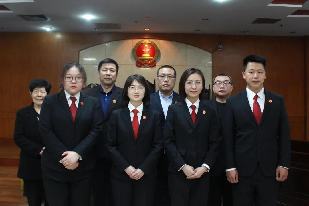 法院多元调解速裁工作会,法院速裁先进事迹材料范文