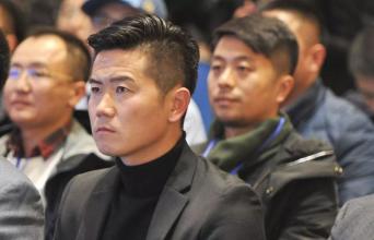 肇俊哲为辽足献上32年生涯的爱,肇俊哲爱新觉罗后裔