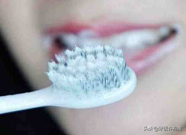 嘴唇周边长痘痘是用了含氟牙膏吗,唇周围长痘不要用含氟牙膏