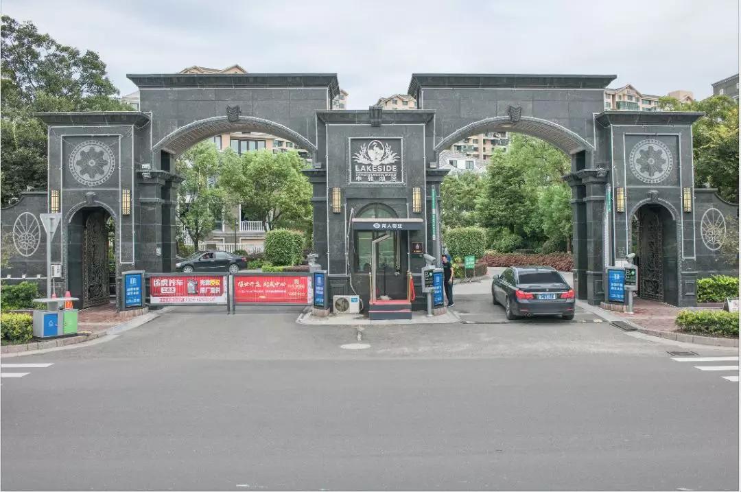 3年拍了400多个小区大门!温州这个摄影师这样说