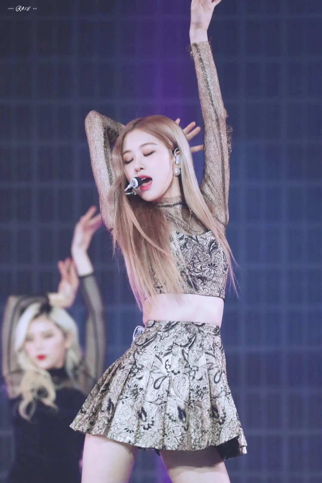 blackpink朴彩英为什么垫底 (blackpink成员朴彩英的稀有照片)