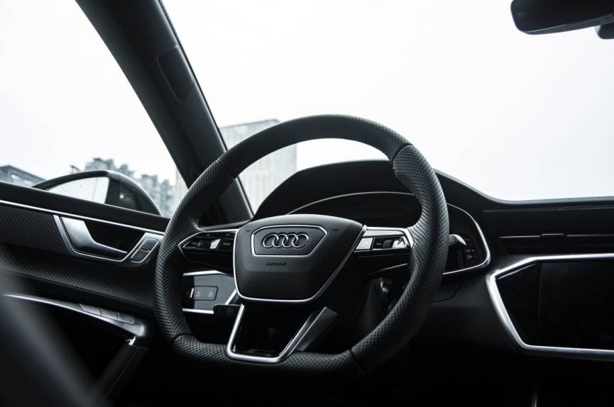 男人的梦想之车2018款奥迪rs7来了,全新一代奥迪rs7闪亮登场