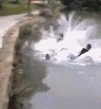 搞笑GIF段子:.我的小萝莉呢?你还我的小萝莉