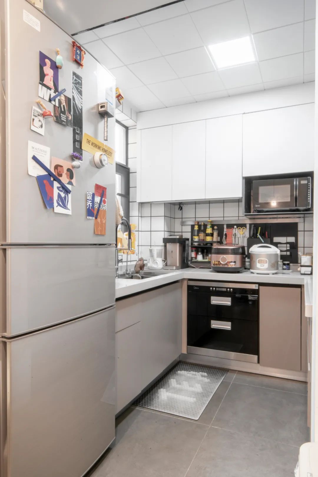 佛山女子与男友、男友妈弟住76㎡，养一猫还要工作室，装修绝了