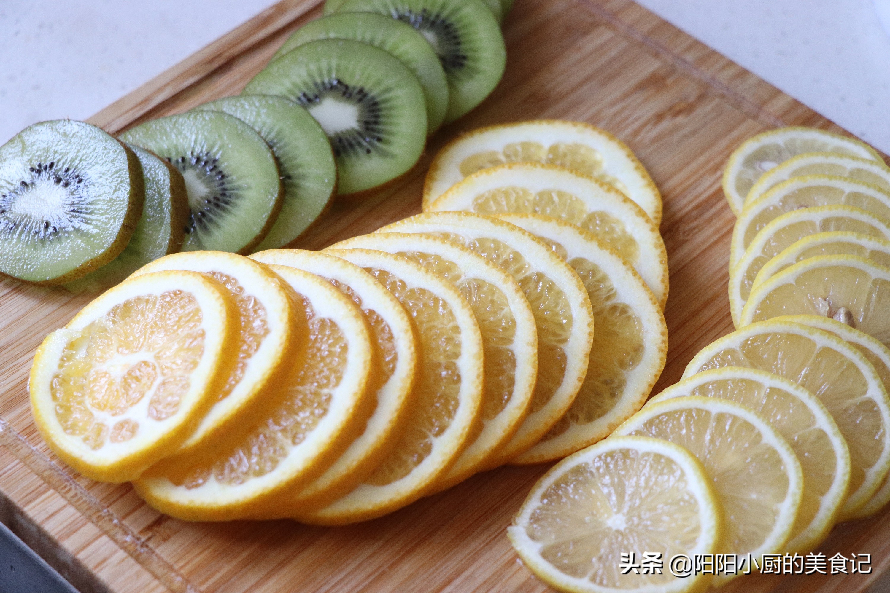 自制简单小零食可外带不用黄油,自制小零食简单易做不用烤箱冬天