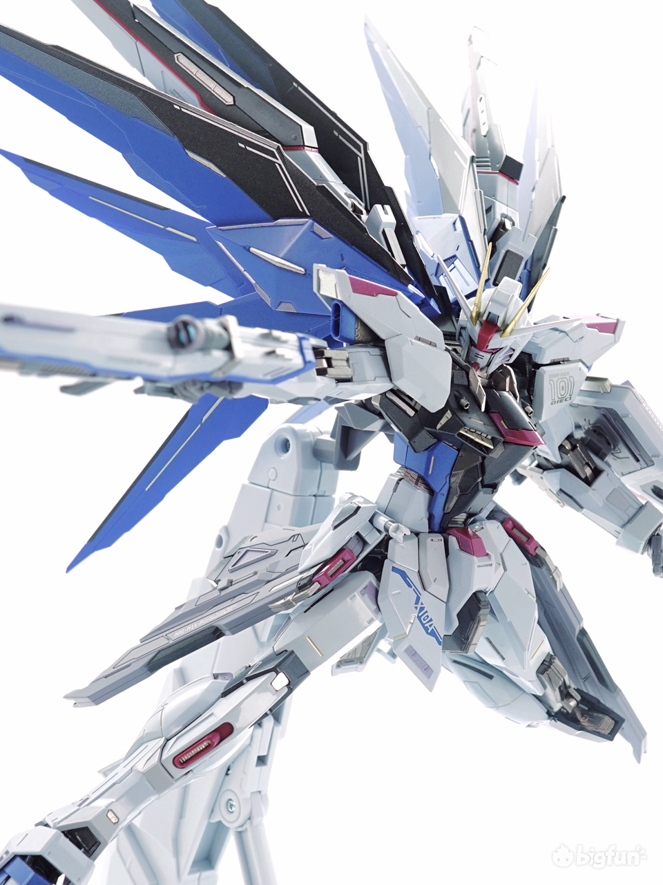 mb自由高达模型2.0,盗版自由2.0高达模型测评