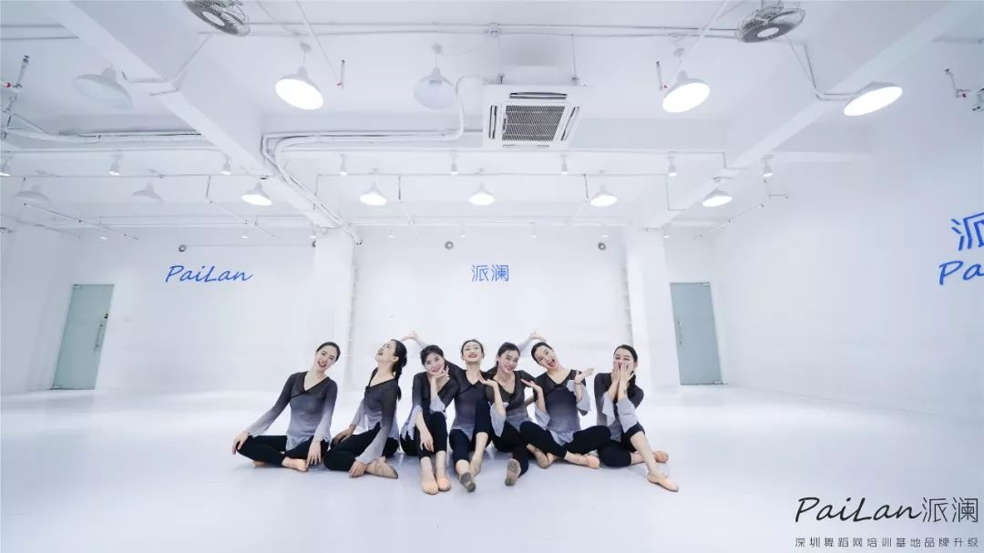 几个实用的新手学舞技巧,初学者学跳舞先学哪些动作