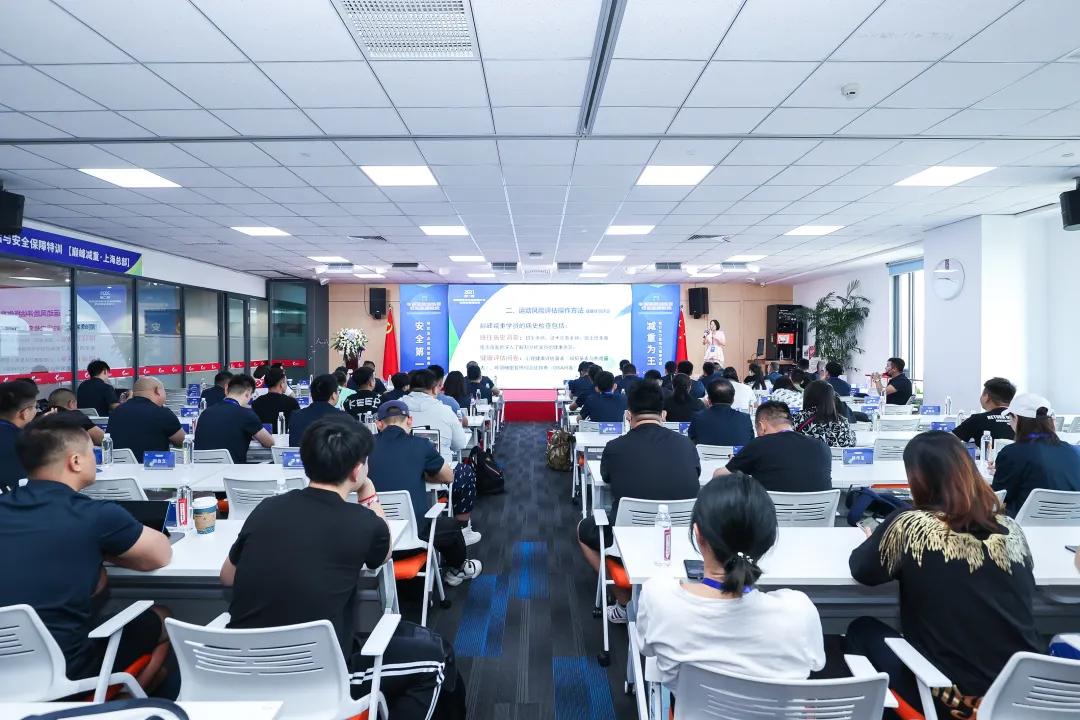 瀹夊叏绗竴涓氱哗涓虹帇,涓浗鍑忚偉璁粌钀ユ寫鎴樿禌