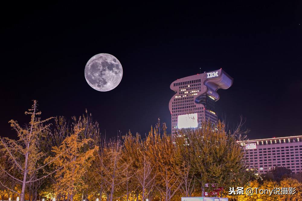 怎样拍摄月亮最好看,如何拍大月亮与实景