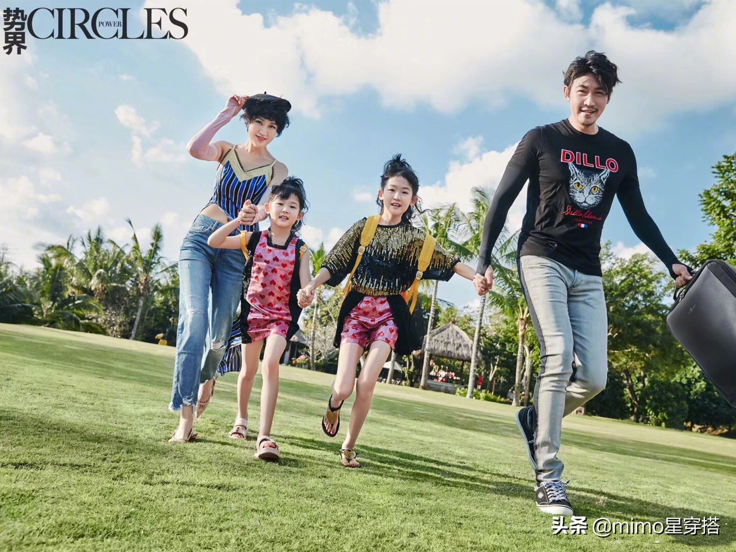 陆毅一家四口萌照,陆毅鲍蕾一家人海边照片