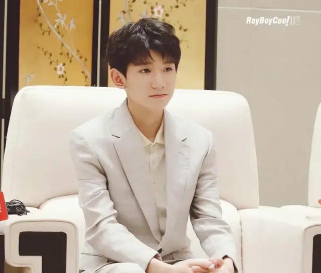 王源唱歌教学正确示范,王源骄傲唱歌小技巧