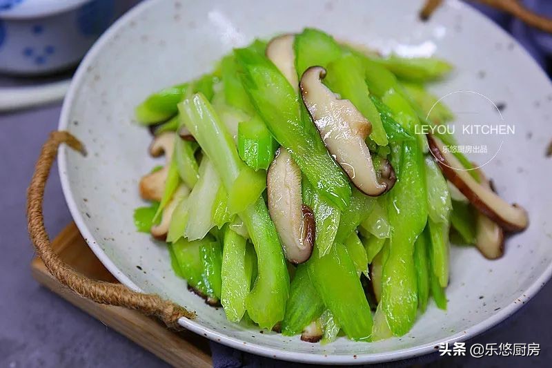 下班的晚餐吃什么,下班后简单的晚餐食谱