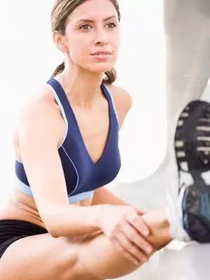 24小时高效燃脂作息时间表，颤抖吧脂肪君！