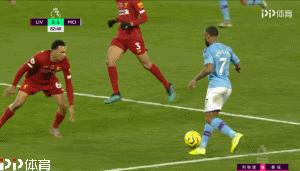 争议点球成转折点克洛普怒斥误判,阿诺德角球争议