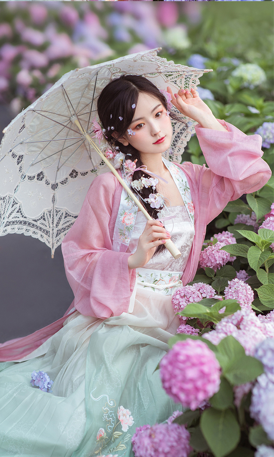 穿汉服的发型怎么扎简单又好看,穿汉服不知道扎什么短发