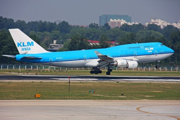 荷兰皇家航空4805号班机,荷兰皇家航空波音787-10