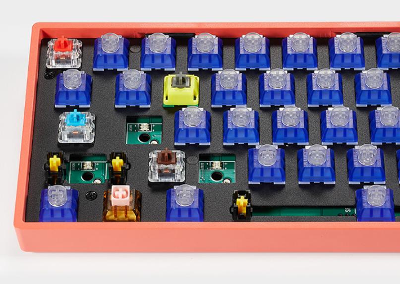 定价飘了？其实是真值！黑峡谷三模68键机械键盘Box初代号评测