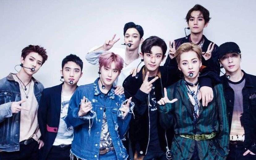 边伯贤张艺兴give me a chance (边伯贤张艺兴一起逛街)