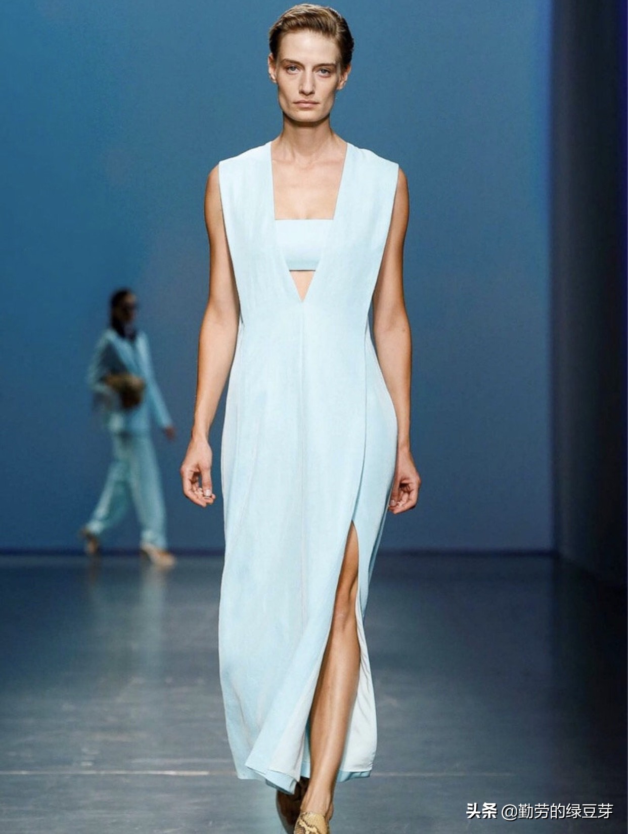 boss米兰时装周2024明星,米兰时装周lv秀场