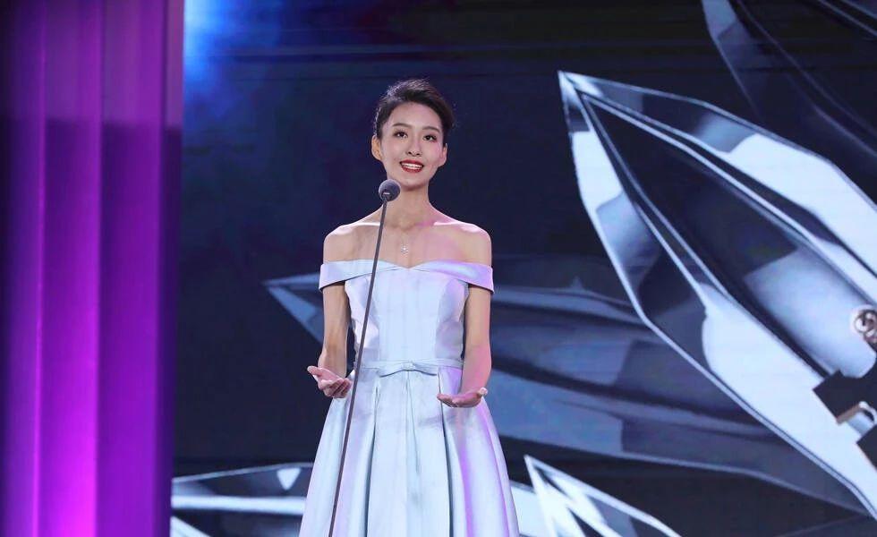 让鲁豫都想办法为难的小姐姐,到底什么来头?