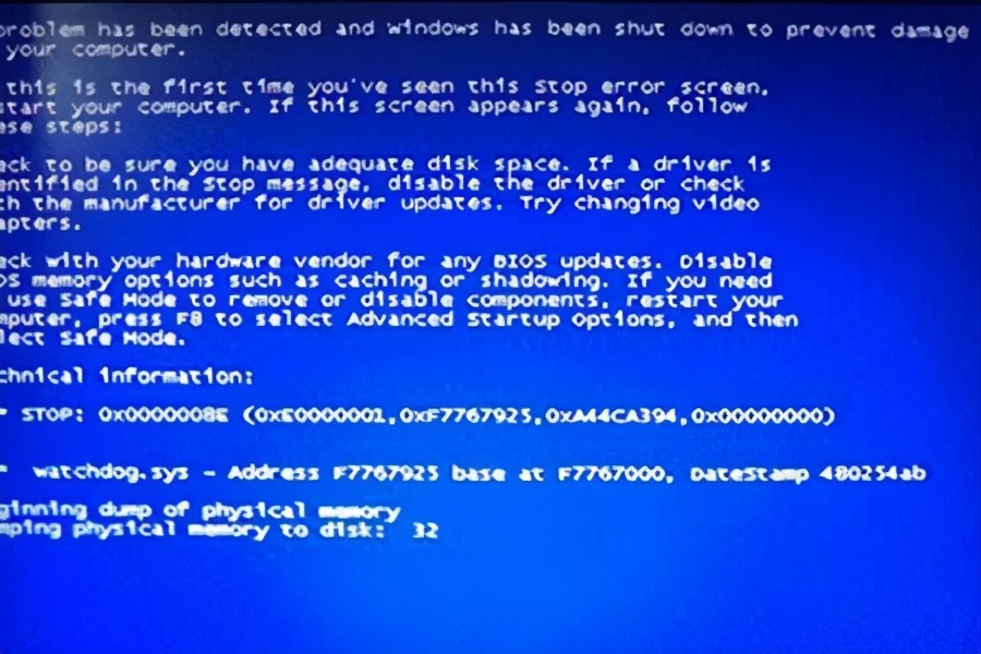 cpu温度太高怎么手动降频,电脑一玩游戏就cpu温度过高怎么办