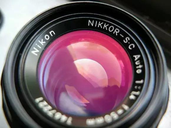 怎么判断镜头镀膜有没有伤害,镜头镀膜伤了还有救吗