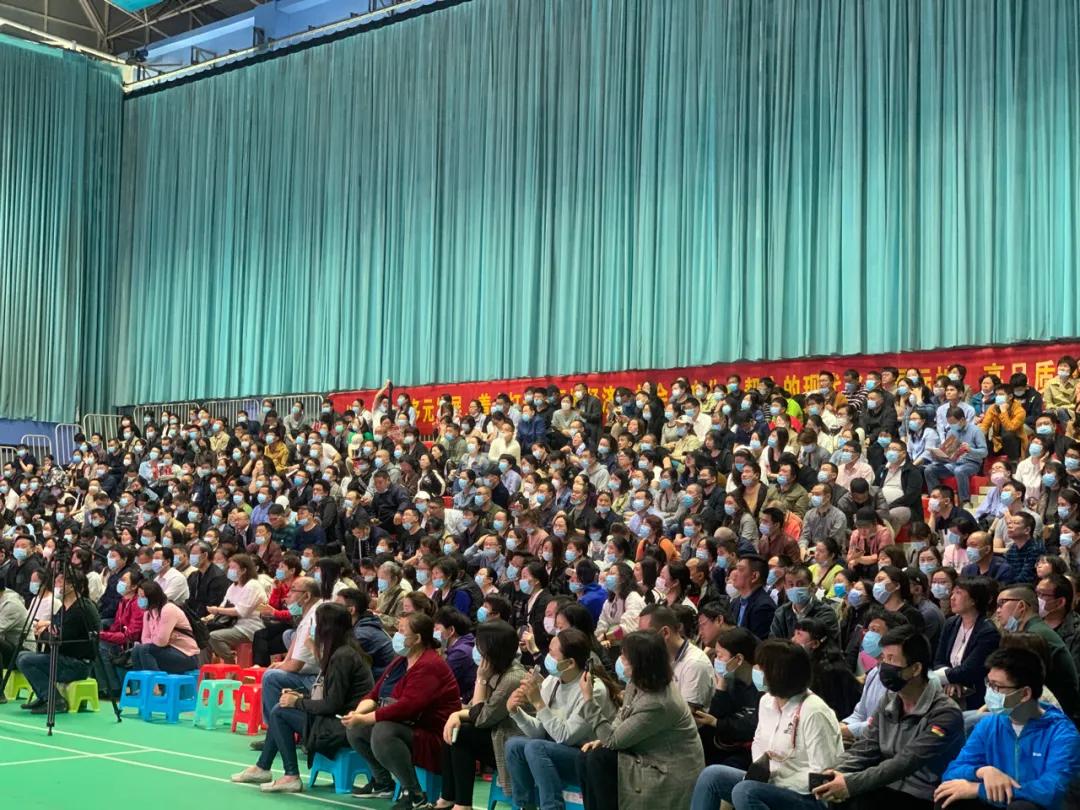 两大名校校长,南京十二中校长殷树凤