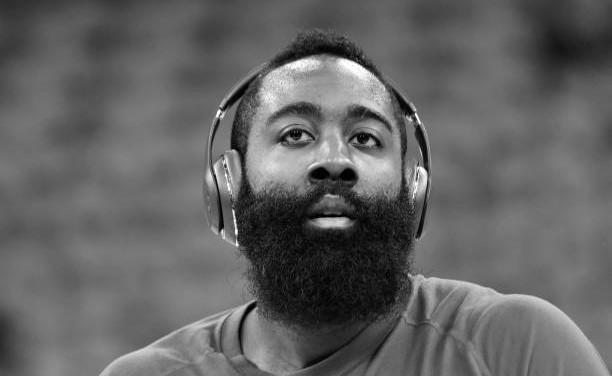 nba暖心时刻詹姆斯莱昂纳德,詹姆斯选莱昂纳德2020