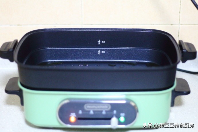 大厨教你剁椒鱼的做法,大厨剁椒鱼头家常做法