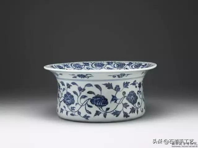 整套青花瓷器超大件,各个时期的青花瓷器特征