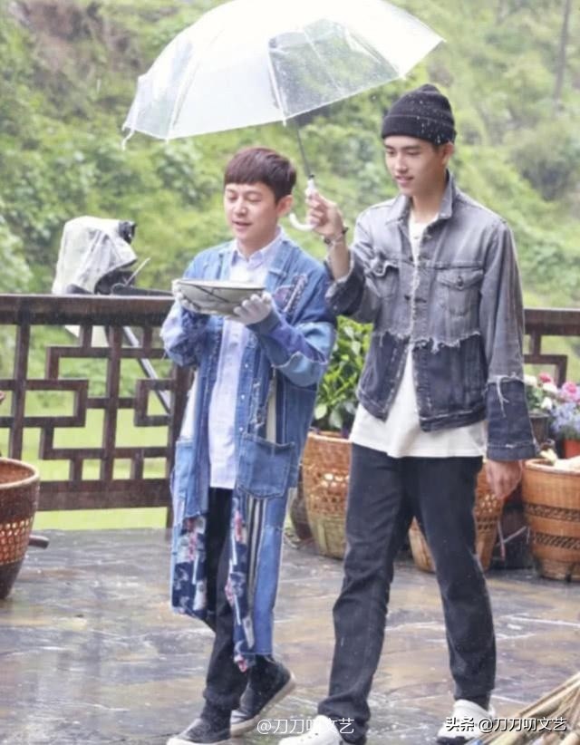 张柏芝送礼物,陈飞宇张柏芝综艺视频