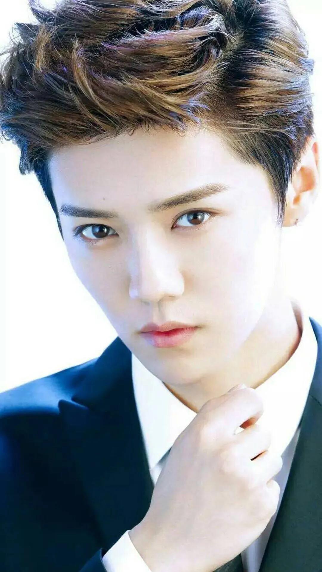 壁纸鹿晗吴世勋,壁纸鹿晗图片百度