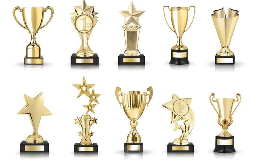 儿童画父亲节教学视频,父亲节送给爸爸的奖杯画画教程