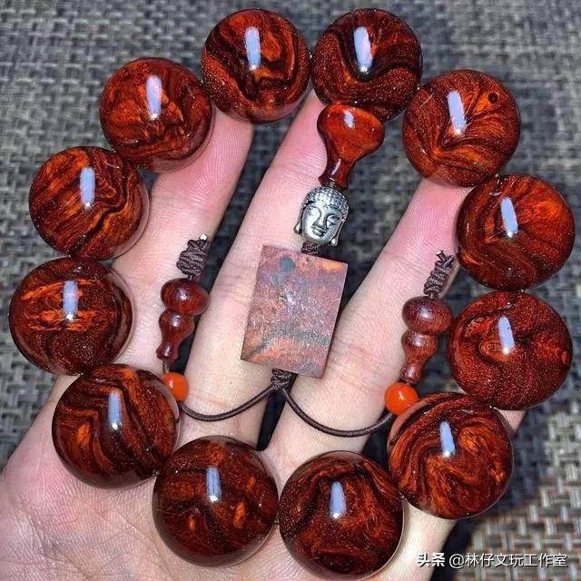 雍和宫香灰手串不佩戴怎么存放,手串不戴怎样保养