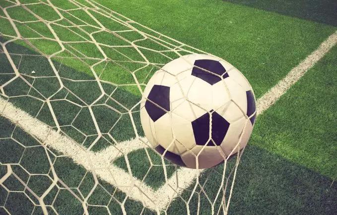 中国足球青训教父级人物,青岛国脚李霄鹏