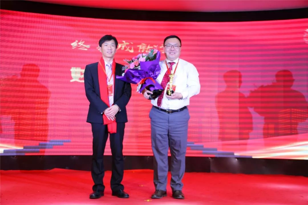 创业10年励志前行再创辉煌,圣牧高科儿童有机奶