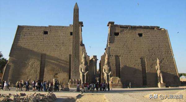 游戏王三幻神的全名,游戏王中的三幻神叫什么名字