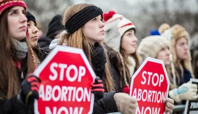 一个国家的悲剧：美国如何成为全球“*交性**易”第一目标国