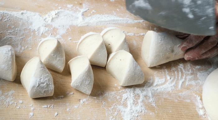 蒸包子塌底怎么解决,蒸包子粘锅拿不下来怎么办