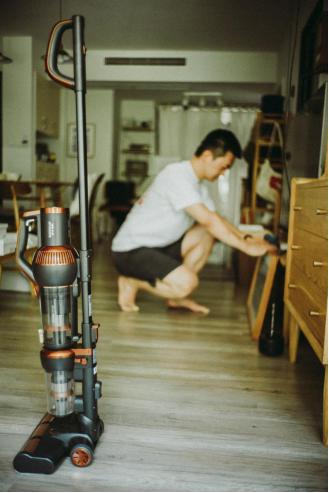 和戴森一拼的国产电机的吸尘器,莱克吸尘器为什么比不过戴森