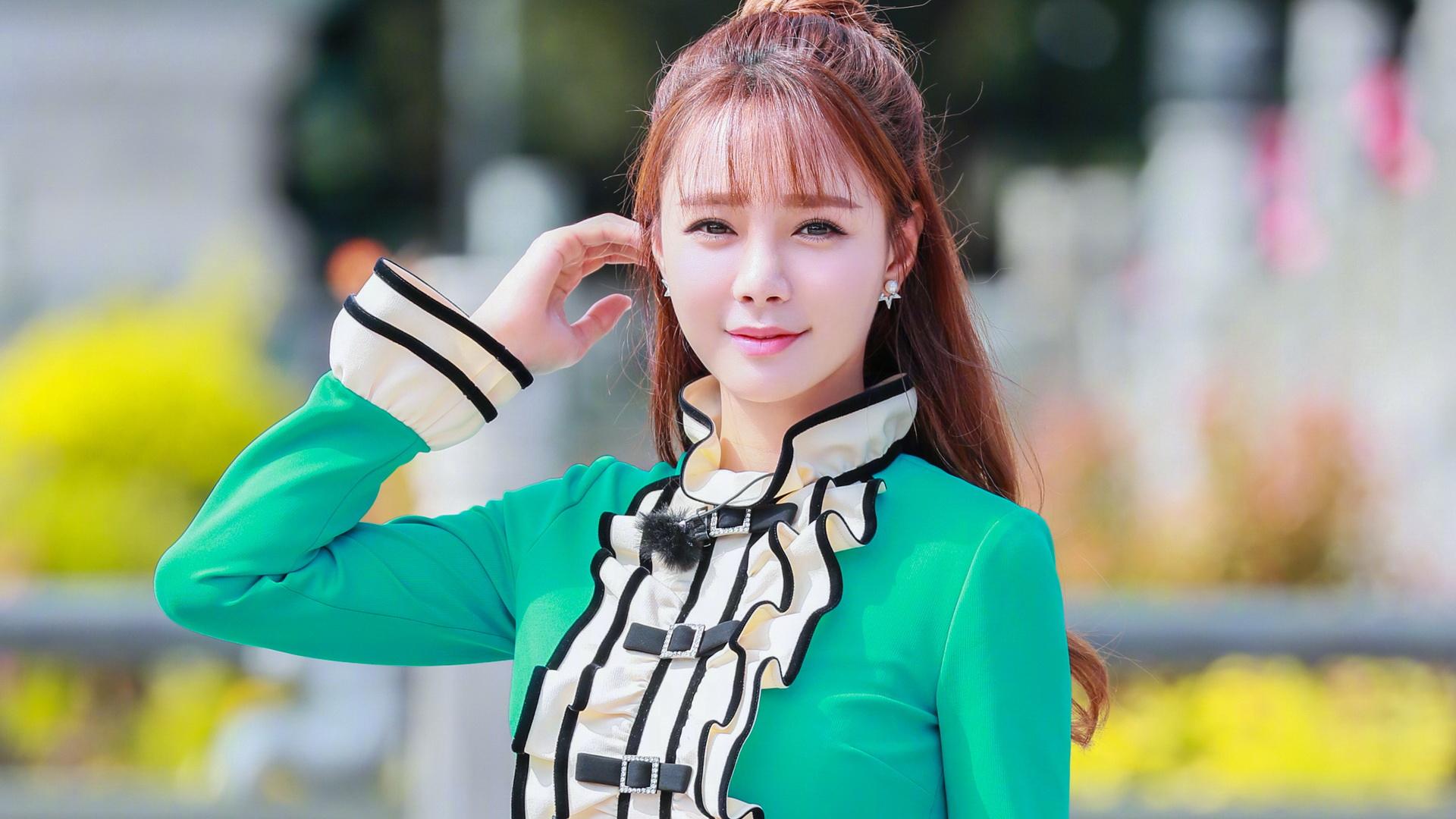 被代购欺骗，张馨予与沈梦辰，二人纷纷拿回了被骗走的钱财