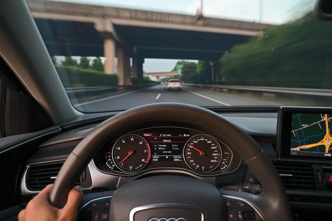 奥迪a6l麋鹿路试,诺总日记最新视频
