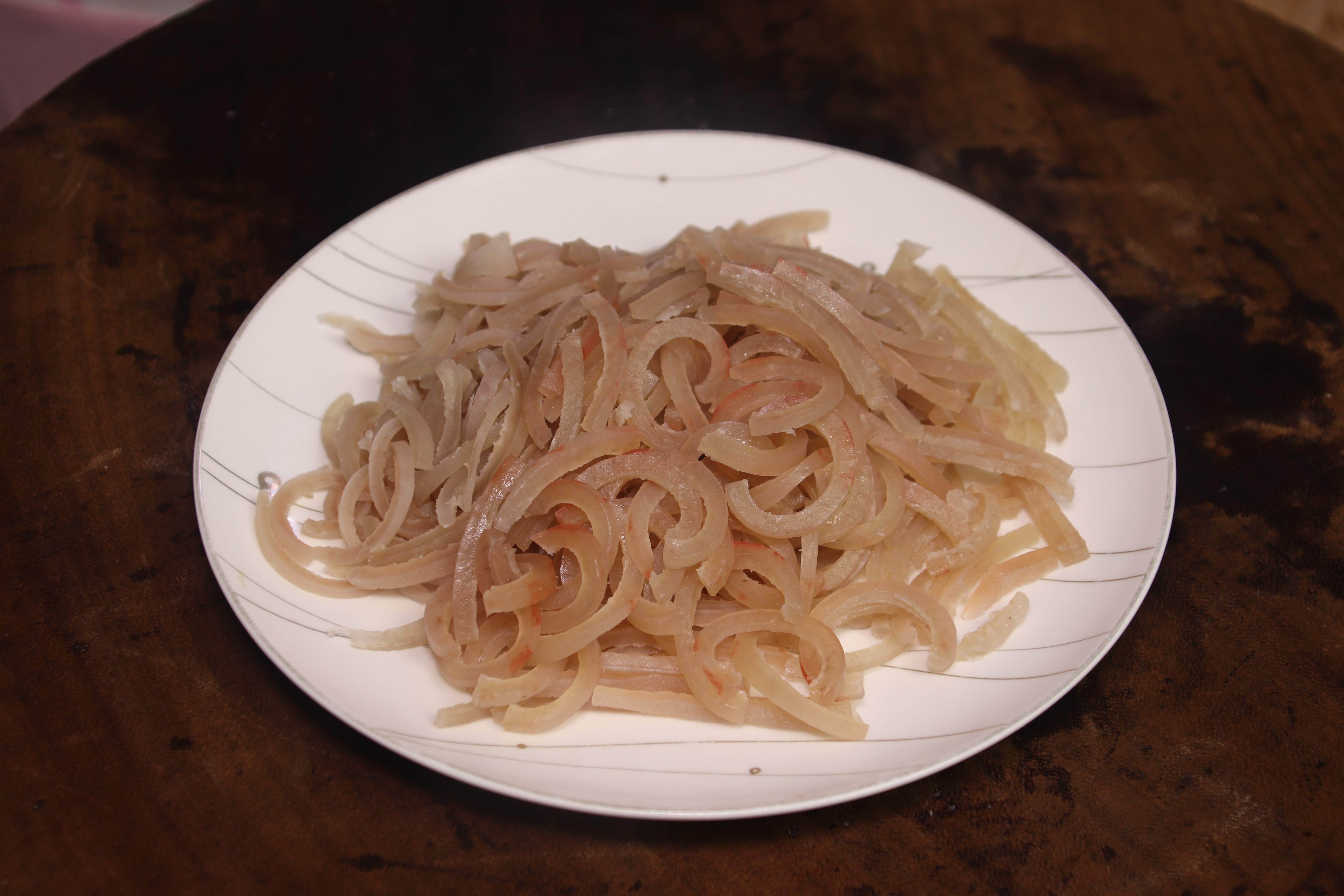 熬猪皮冻要不要放小苏打,猪皮焯水后暂不做皮冻怎么保存