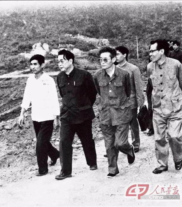 他的名字和他从事的工作，都是中国最高机密！