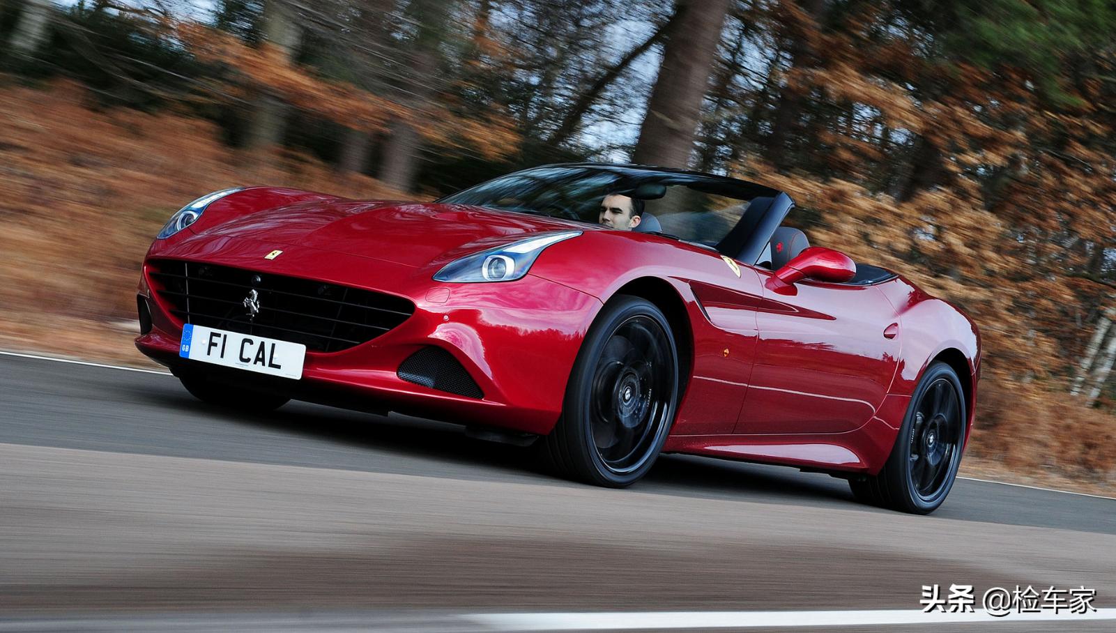 法拉利加州一年贬值多少,法拉利贬值300多万